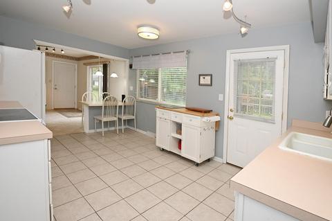 669 Silverhedge Dr, Cincinnati, OH 45231 photo 12