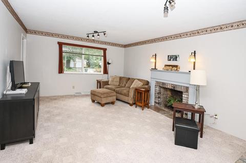 669 Silverhedge Dr, Cincinnati, OH 45231 photo 8