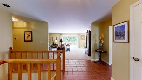9770 Beech Dr, Cincinnati, OH 45231 photo 5