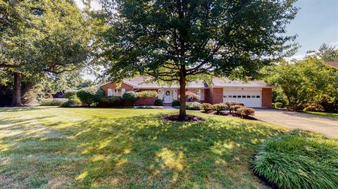 9770 Beech Dr, Cincinnati, OH 45231 photo 1