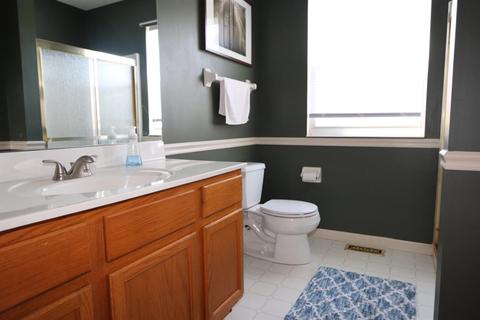 668 Mccormick Ln, Cincinnati, OH 45245 photo 9