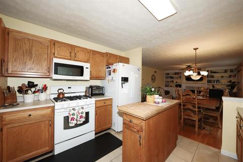 2506 Canvasback Cir, Batavia, OH 45103 photo 14