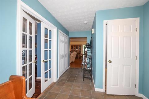 2506 Canvasback Cir, Batavia, OH 45103 photo 5