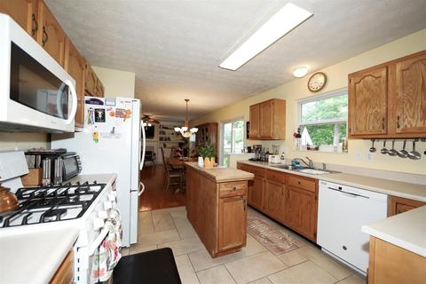 2506 Canvasback Cir, Batavia, OH 45103 photo 13
