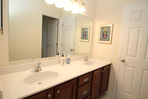 677 Hyacinth Rd, Cincinnati, OH 45245 photo 25