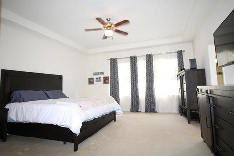 677 Hyacinth Rd, Cincinnati, OH 45245 photo 18