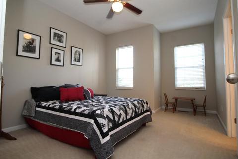 677 Hyacinth Rd, Cincinnati, OH 45245 photo 22
