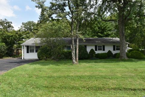 3868 Michael Dr, Cincinnati, OH 45255 photo 1