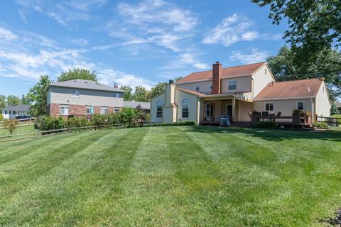 1219 Devils Backbone Rd, Cincinnati, OH 45233 photo 2