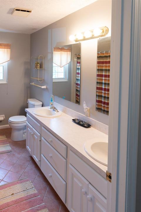 1219 Devils Backbone Rd, Cincinnati, OH 45233 photo 19