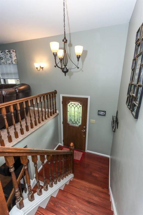 2254 Beechcroft Ct, Cincinnati, OH 45233 photo 4