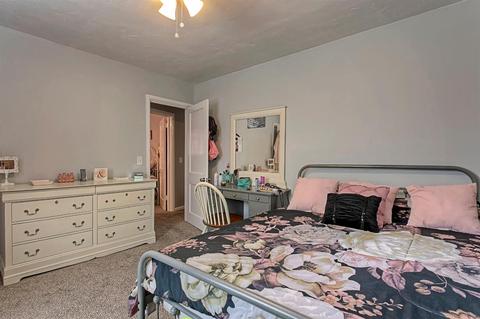 4981 Foley Rd, Cincinnati, OH 45238 photo 8
