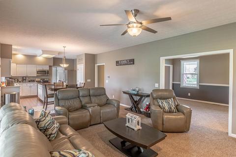 91 Patton Dr, Springboro, OH 45066 photo 3