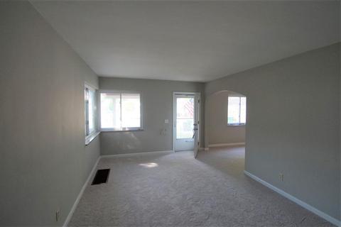 5349 Danroth Ct, Cincinnati, OH 45239 photo 5