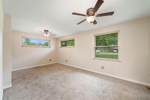 900 Hawthorne Dr, Cincinnati, OH 45245 photo 9