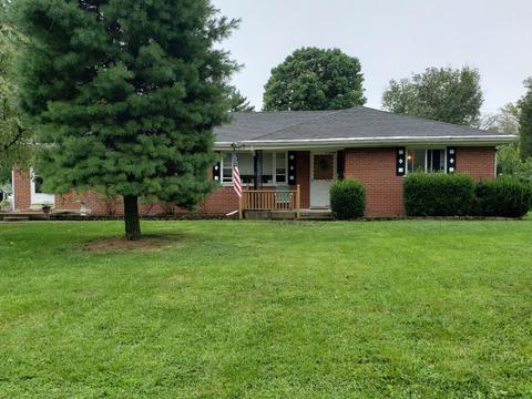 825 Diane Dr, Cincinnati, OH 45245 photo 2