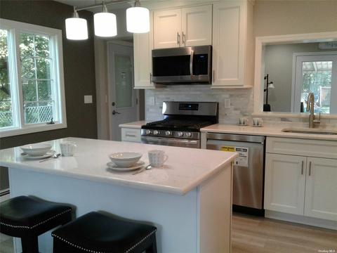 825 Diane Dr, Cincinnati, OH 45245 photo 13