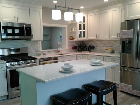 825 Diane Dr, Cincinnati, OH 45245 photo 6