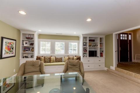 1047 Crocus Ln, Cincinnati, OH 45208 photo 5