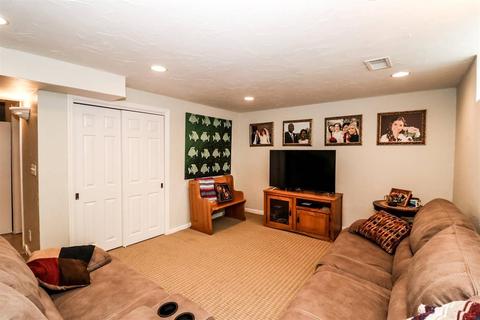 9367 Candy Ln, Cincinnati, OH 45231 photo 19