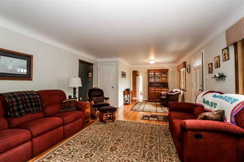 9367 Candy Ln, Cincinnati, OH 45231 photo 5