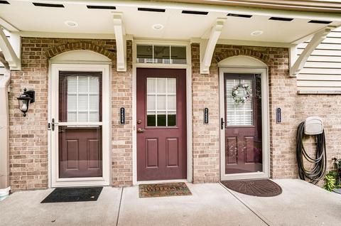 7452 Bridge Point Dr, Cincinnati, OH 45248 photo 2