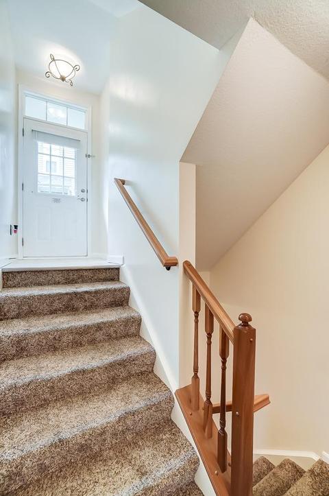 7452 Bridge Point Dr, Cincinnati, OH 45248 photo 4