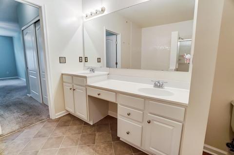 7452 Bridge Point Dr, Cincinnati, OH 45248 photo 16
