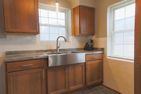 768 Circle Ave, Cincinnati, OH 45232 photo 9