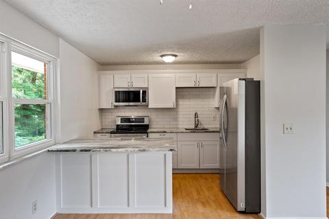 4673 Galaxy Ln, Cincinnati, OH 45244 photo 7