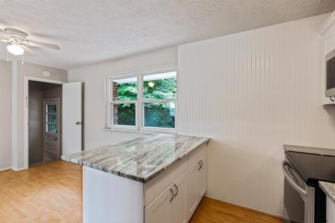 4673 Galaxy Ln, Cincinnati, OH 45244 photo 9