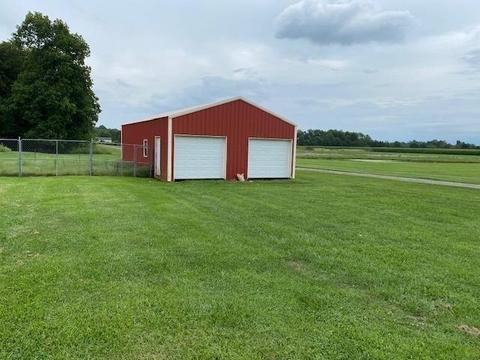 664 Pansy Rd, Blanchester, OH 45107 photo 4