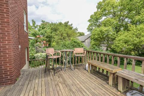 2216 St James Ave, Cincinnati, OH 45206 photo 24