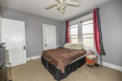 2216 St James Ave, Cincinnati, OH 45206 photo 14