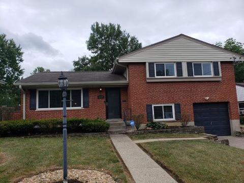 1027 Thunderbird Dr, Cincinnati, OH 45231 photo 1
