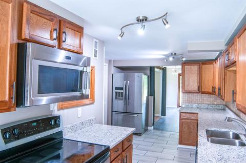 3969 Witham Ln, Cincinnati, OH 45245 photo 9
