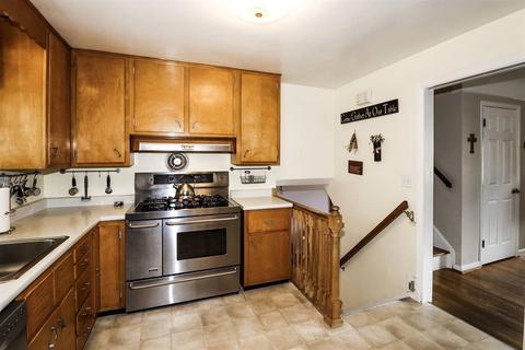 9083 Cotillion Dr, Cincinnati, OH 45231 photo 8