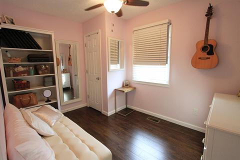 987 Huffman Ct, Cincinnati, OH 45231 photo 11