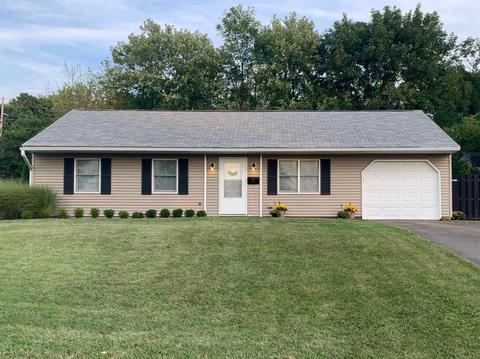 987 Huffman Ct, Cincinnati, OH 45231 photo 2