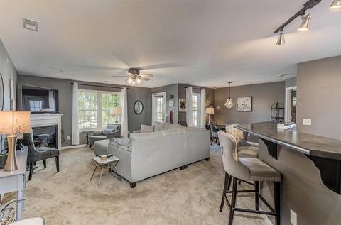 3607 Hazelnut Ct, Cleves, OH 45002 photo 2