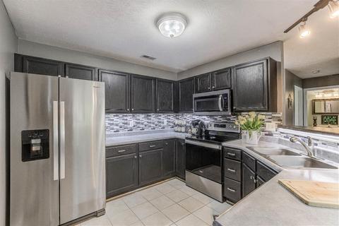3607 Hazelnut Ct, Cleves, OH 45002 photo 7