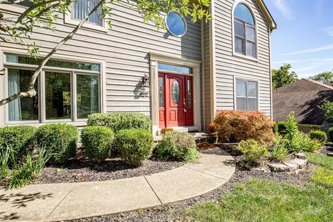 8026 Kimbee Dr, Cincinnati, OH 45244 photo 3
