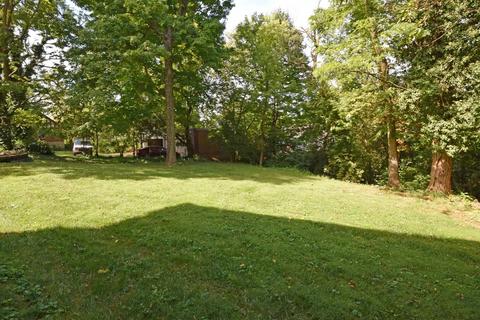 Undisclosed, Cincinnati, OH 45229 photo 47