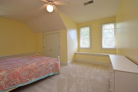 Undisclosed, Cincinnati, OH 45229 photo 41