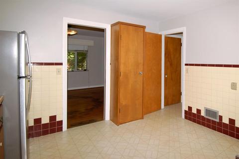 5564 Fox Rd, Cincinnati, OH 45239 photo 12