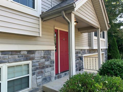 569 Williamsburg Ct, Cincinnati, OH 45244 photo 5