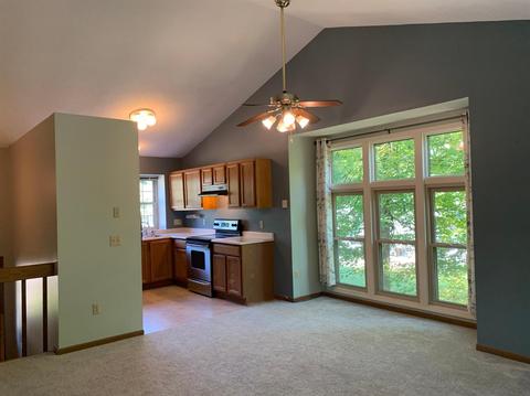 569 Williamsburg Ct, Cincinnati, OH 45244 photo 8