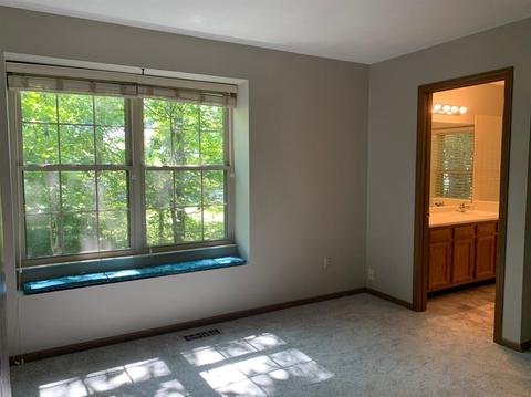 569 Williamsburg Ct, Cincinnati, OH 45244 photo 13