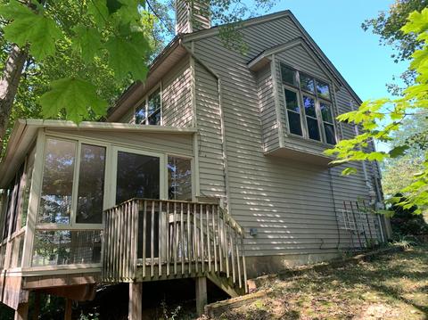 569 Williamsburg Ct, Cincinnati, OH 45244 photo 2