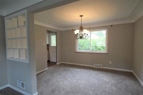 5770 Timrick Ct, Cincinnati, OH 45238 photo 4